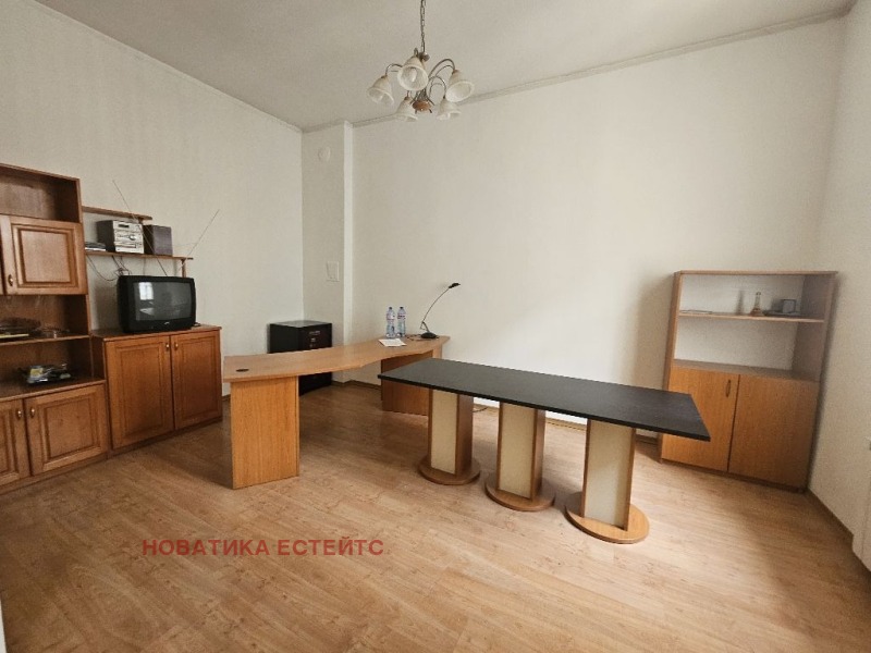 Под наем ОФИС, град София, Център • 600 € / 1173.50 лв. • 78873482 1 — Holmes.bg Под наем ОФИС, град София, Център • 600 € / 1173.50 лв. • 78873482 1