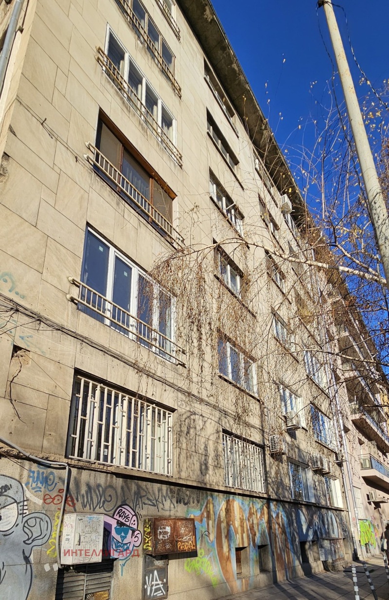 Под наем 3-СТАЕН, град София, Център • 550 € / 1075.71 лв. • 63587827 1 — Holmes.bg Под наем 3-СТАЕН, град София, Център • 550 € / 1075.71 лв. • 63587827 1