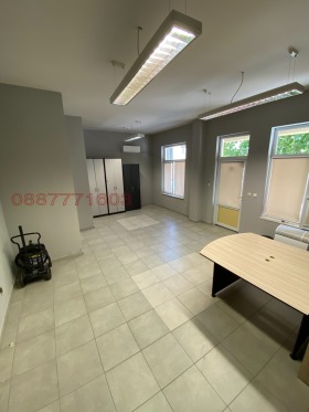 ОФИС, 50 m2 - Holmes.bg ОФИС, 50 m2