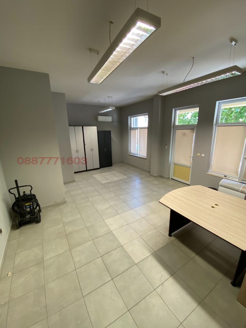 Под наем ОФИС, град София, Манастирски ливади • 720 € • 57538363 1 — Holmes.bg Под наем ОФИС, град София, Манастирски ливади • 720 € • 57538363 1