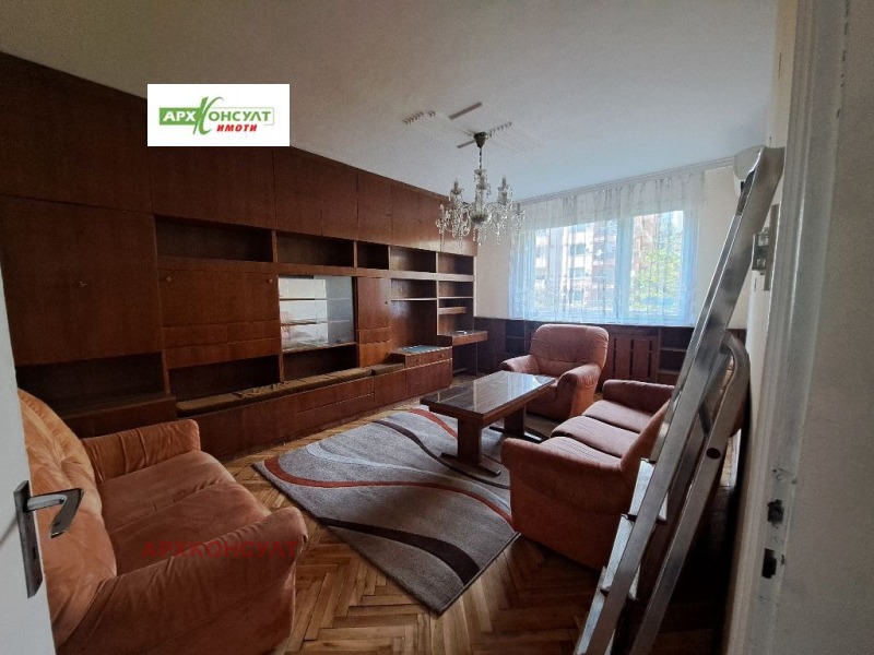 Под наем 3-СТАЕН, град София, Красно село • 750 € / 1466.87 лв. • 91334319 1 — Holmes.bg Под наем 3-СТАЕН, град София, Красно село • 750 € / 1466.87 лв. • 91334319 1