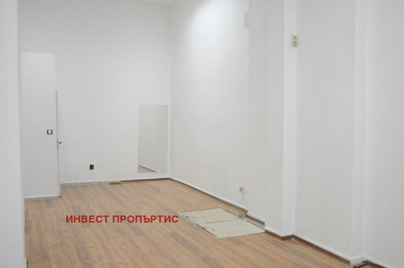 Под наем МАГАЗИН, град София, Център • 380 € / 743.22 лв. • 17972101 1 — Holmes.bg Под наем МАГАЗИН, град София, Център • 380 € / 743.22 лв. • 17972101 1