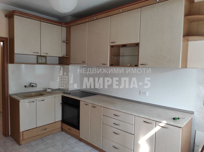 Под наем 2-СТАЕН, град Русе, Център • 580 лв. / 296.55 € • 99606431 1 — Holmes.bg Под наем 2-СТАЕН, град Русе, Център • 580 лв. / 296.55 € • 99606431 1