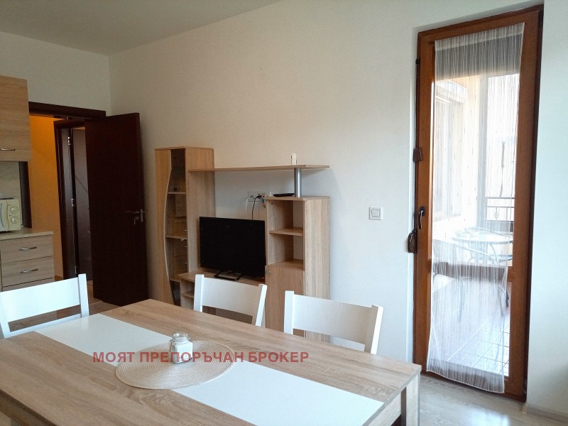 Под наем 2-СТАЕН, град София, гр. Банкя • 420 € / 821.45 лв. • 31202724 1 — Holmes.bg Под наем 2-СТАЕН, град София, гр. Банкя • 420 € / 821.45 лв. • 31202724 1