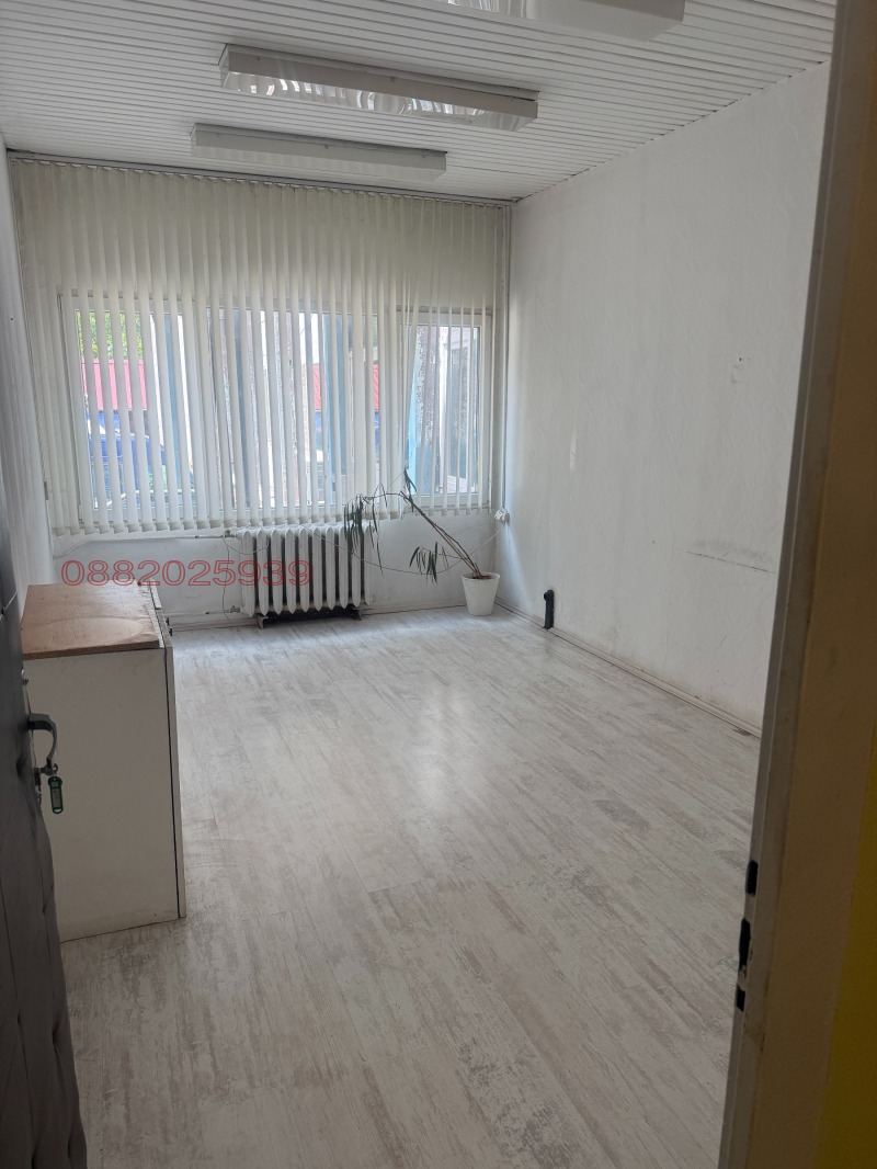 Под наем ОФИС, град София, Изток • 90 € / 176.02 лв. • 32874327 1 — Holmes.bg Под наем ОФИС, град София, Изток • 90 € / 176.02 лв. • 32874327 1