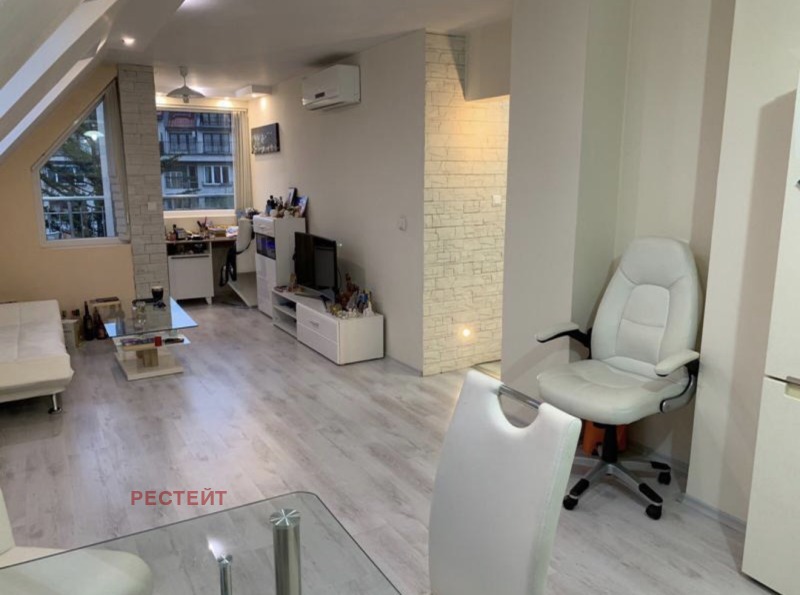 Под наем 3-СТАЕН, град София, Редута • 750 € • 42165422 1 — Holmes.bg Под наем 3-СТАЕН, град София, Редута • 750 € • 42165422 1