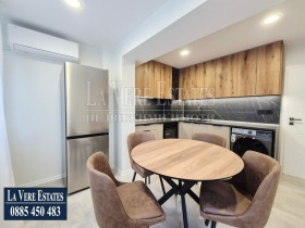 Обява Дава под наем 2-СТАЕН,град Русе, Център