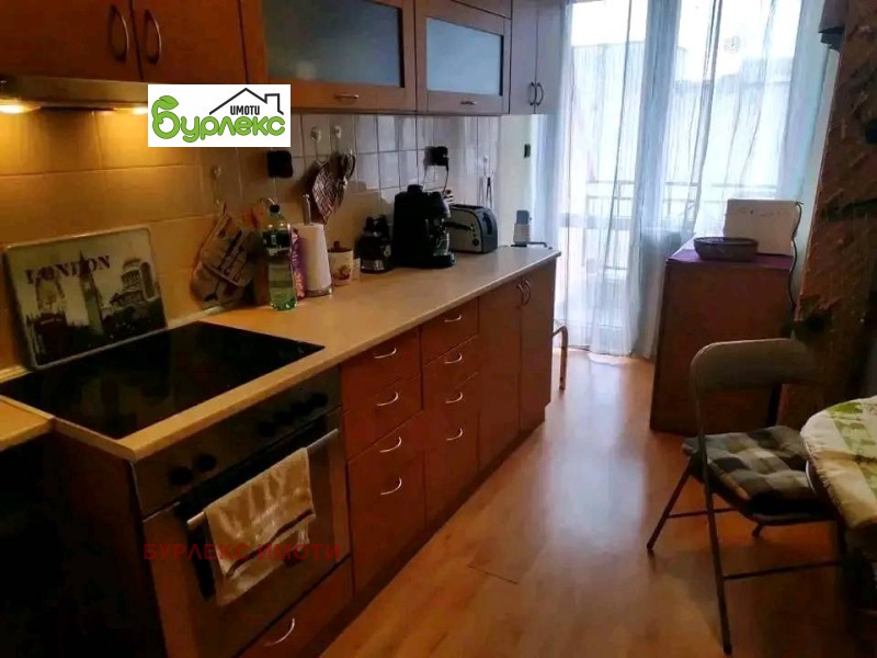 Под наем 3-СТАЕН, град Варна, Център • 699 € / 1367.13 лв. • 28005230 1 — Holmes.bg Под наем 3-СТАЕН, град Варна, Център • 699 € / 1367.13 лв. • 28005230 1