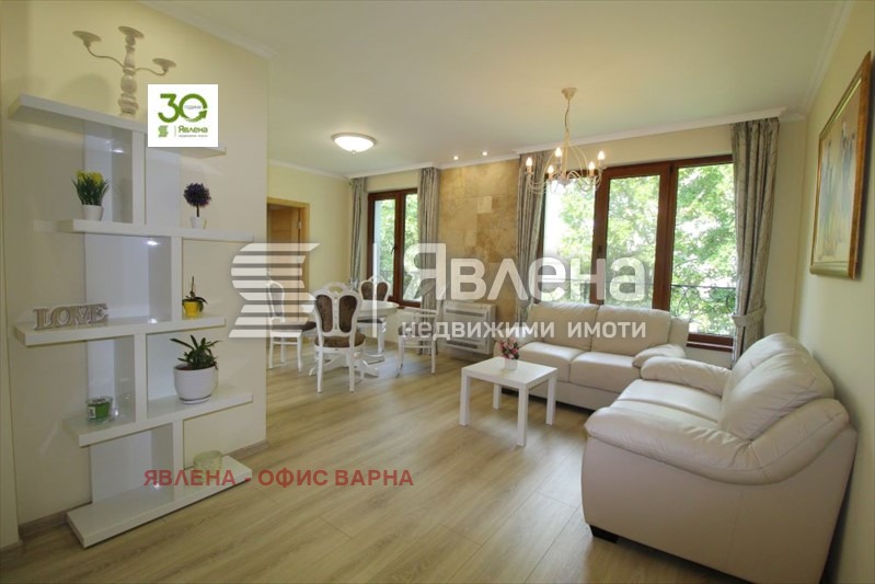 Продава 3-СТАЕН, гр. Варна, ВИНС-Червен площад, снимка 1 - Aпартаменти - 48263987