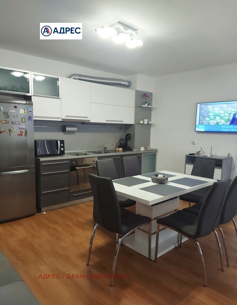 Продава 3-СТАЕН, гр. Плевен, Широк център