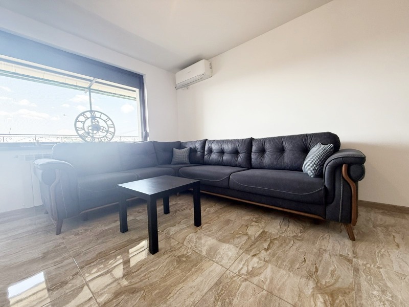 Продава 3-СТАЕН, гр. Велико Търново, Колю Фичето, снимка 2 - Апартаменти - 53427237