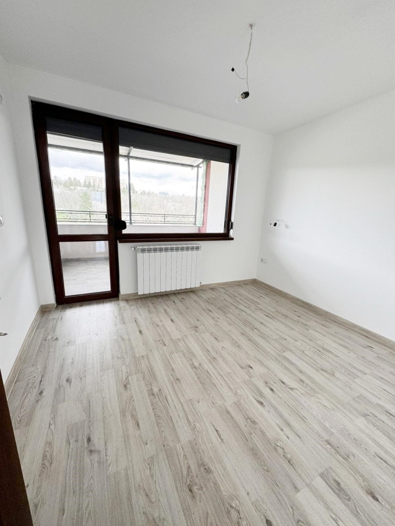 Продава 3-СТАЕН, гр. Велико Търново, Колю Фичето, снимка 7 - Апартаменти - 53427237