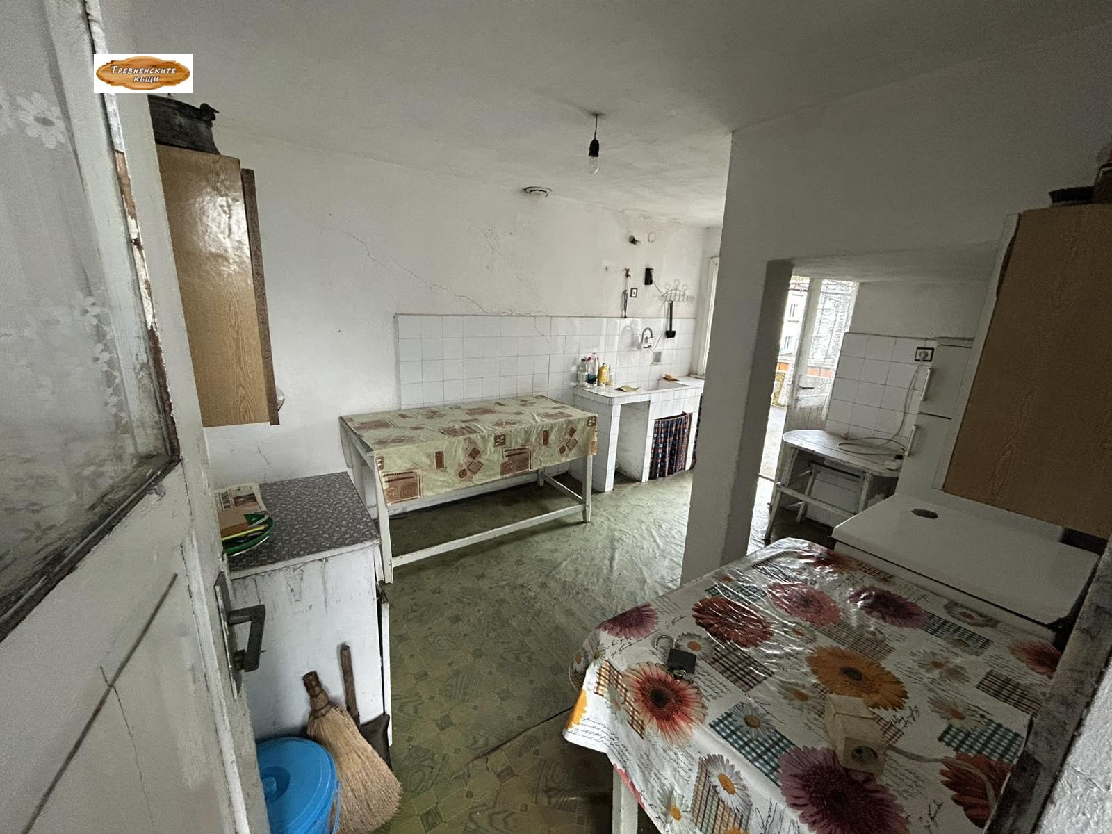 Продава КЪЩА, гр. Трявна, област Габрово, снимка 15 - Къщи - 54288616