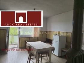 Casa Ihtiman, região Sófia 6