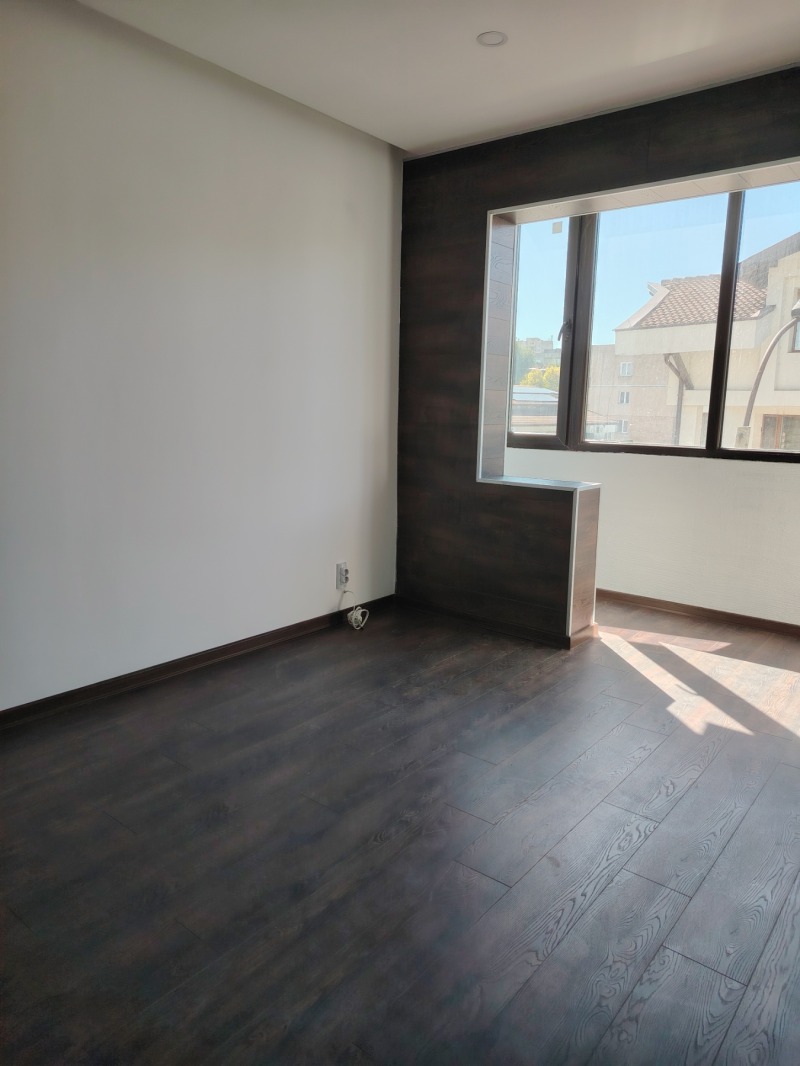 Na prodej  1 ložnice Sofia , Nadežda 4 , 70 m2 | 56832648 - obraz [2]