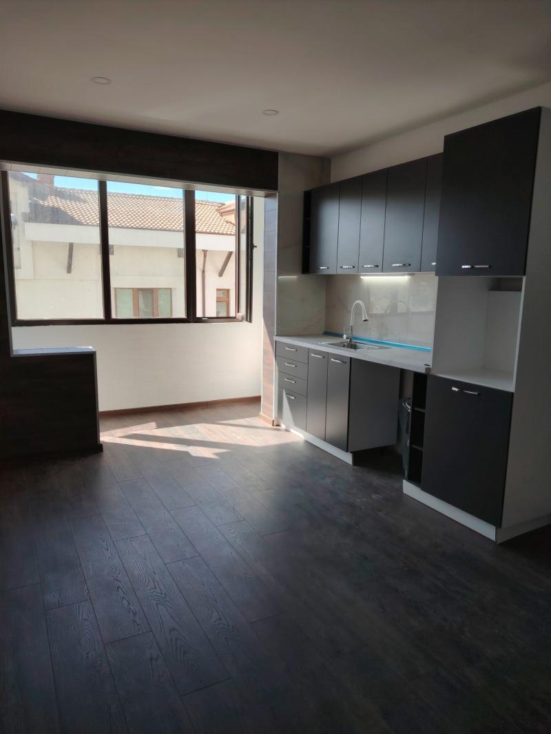 Na prodej  1 ložnice Sofia , Nadežda 4 , 70 m2 | 56832648 - obraz [4]