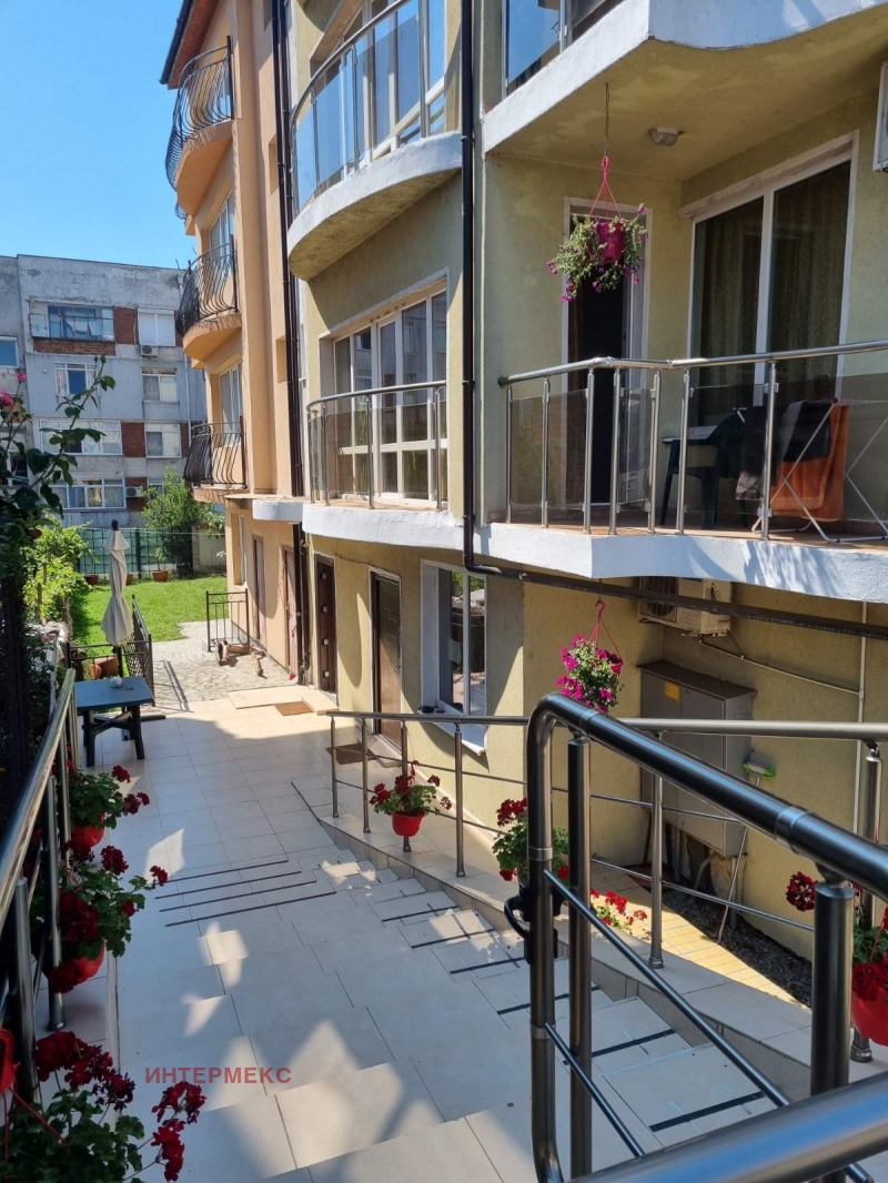 Myytävänä  1 makuuhuone Burgasin alue , Tsarevo , 47 neliömetriä | 41839260 - kuva [2]