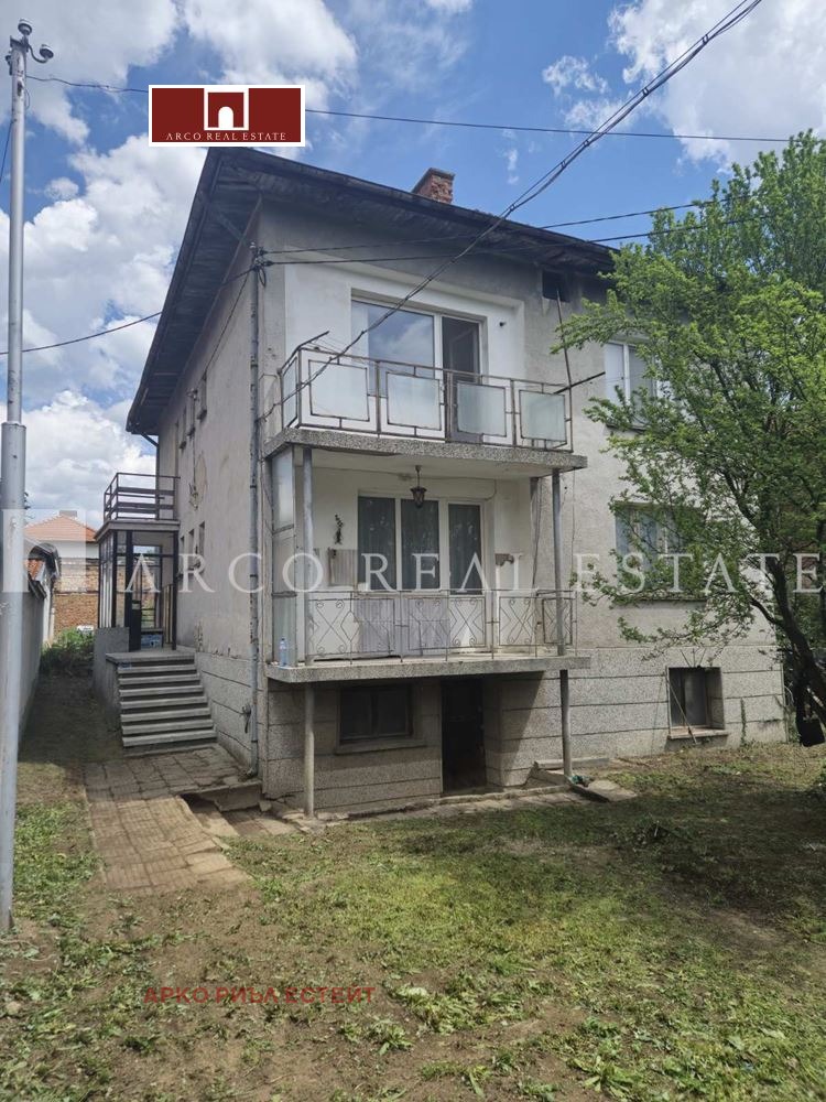 À venda  Casa região Sófia , Ihtiman , 208 m² | 60862146
