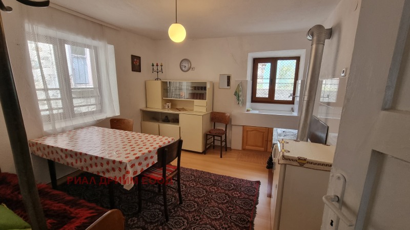 Продава КЪЩА, с. Широка лъка, област Смолян, снимка 11 - Къщи - 52287861