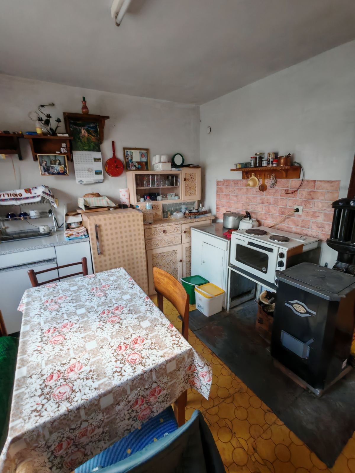 Продава КЪЩА, гр. Своге, област София област, снимка 3 - Къщи - 54105275