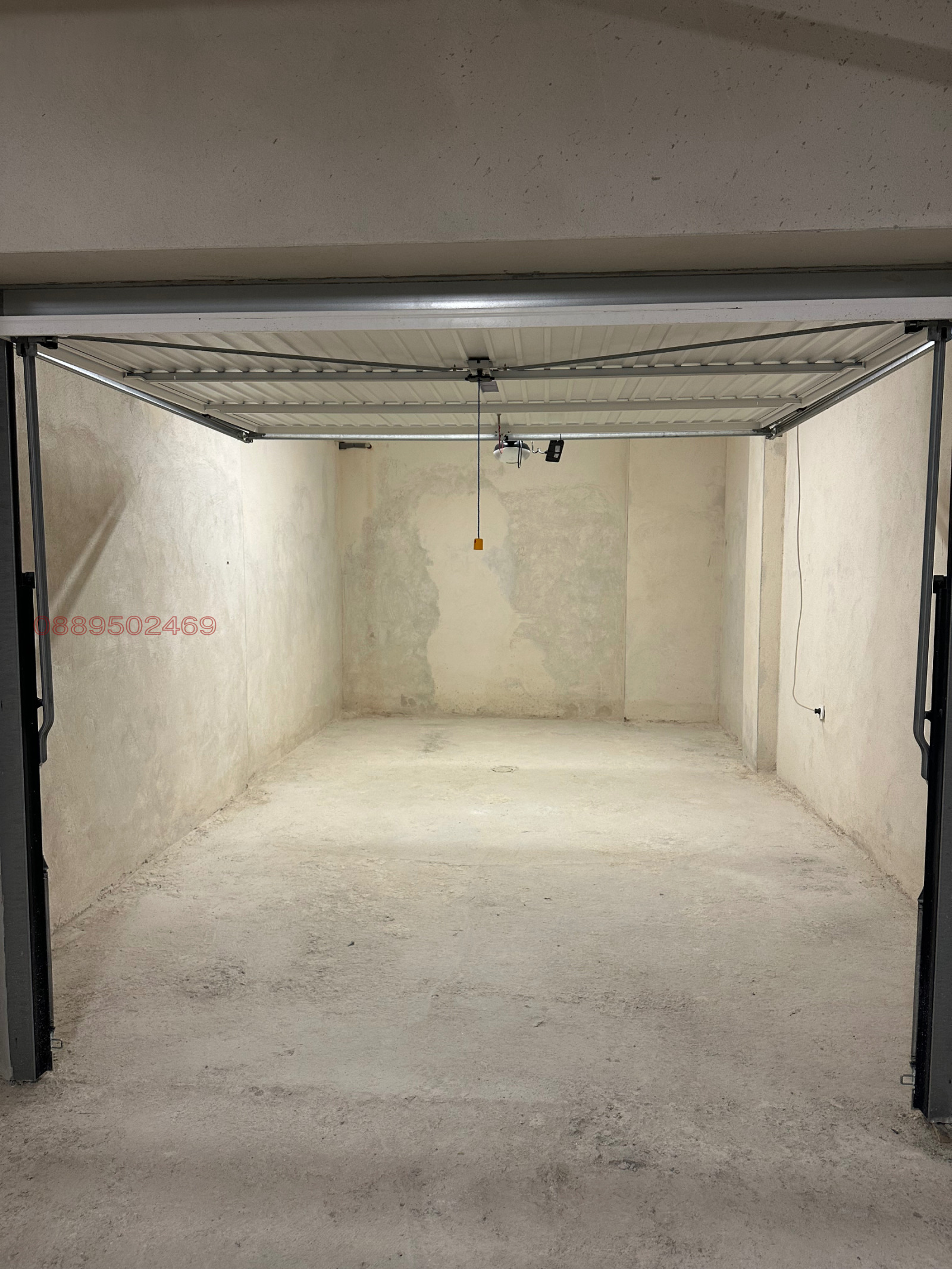 Продава ГАРАЖ, ПАРКОМЯСТО, гр. Хасково, Куба, снимка 2 - Гаражи и паркоместа - 54642967