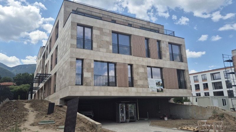 Продава 4-СТАЕН в град София, Драгалевци - 157 кв.м / 473 970 € » 927 004.75 лв., СТОУНХАРД ПРЕМИЪР СОФИЯ