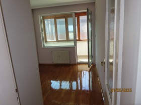Casita Lozenets, Sofia 1