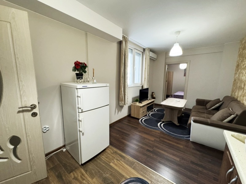 De vânzare  1 dormitor Velico Târnovo , Coliu Ficieto , 34 mp | 34243805