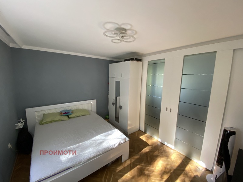 Na prodej  2 ložnice Sofia , Banišora , 78 m2 | 57365888 - obraz [6]