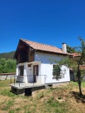 Продава ВИЛА, с. Разлив, област София област, снимка 1