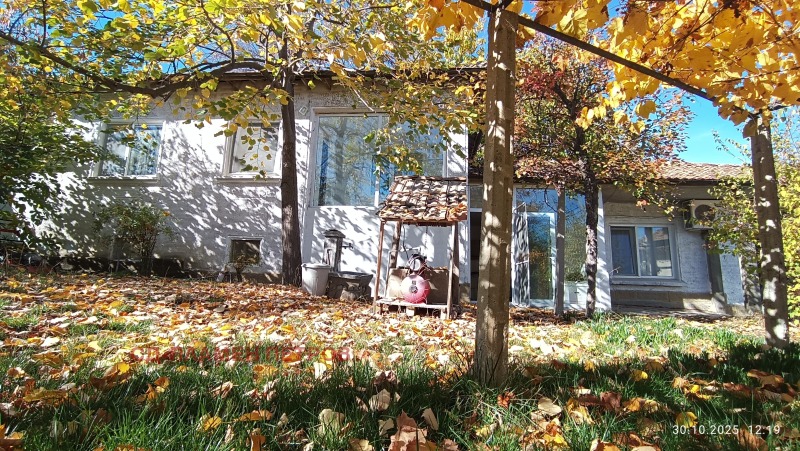 Продава КЪЩА в област Шумен, с. Драгоево - 120 кв.м / 73 000 € » 142 775.59 лв., СД-ПЛАМЕН ПЕТРОВ
