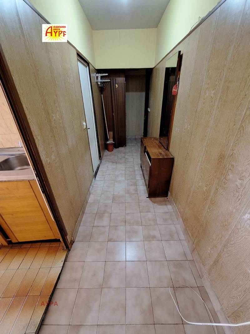 Продава 1-СТАЕН, гр. Враца, Дъбника, снимка 2 - Апартаменти - 53109957