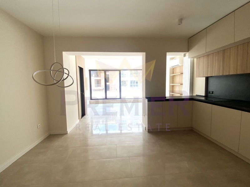 Na prodej  2 ložnice Sofia , Centar , 168 m2 | 35419583 - obraz [2]