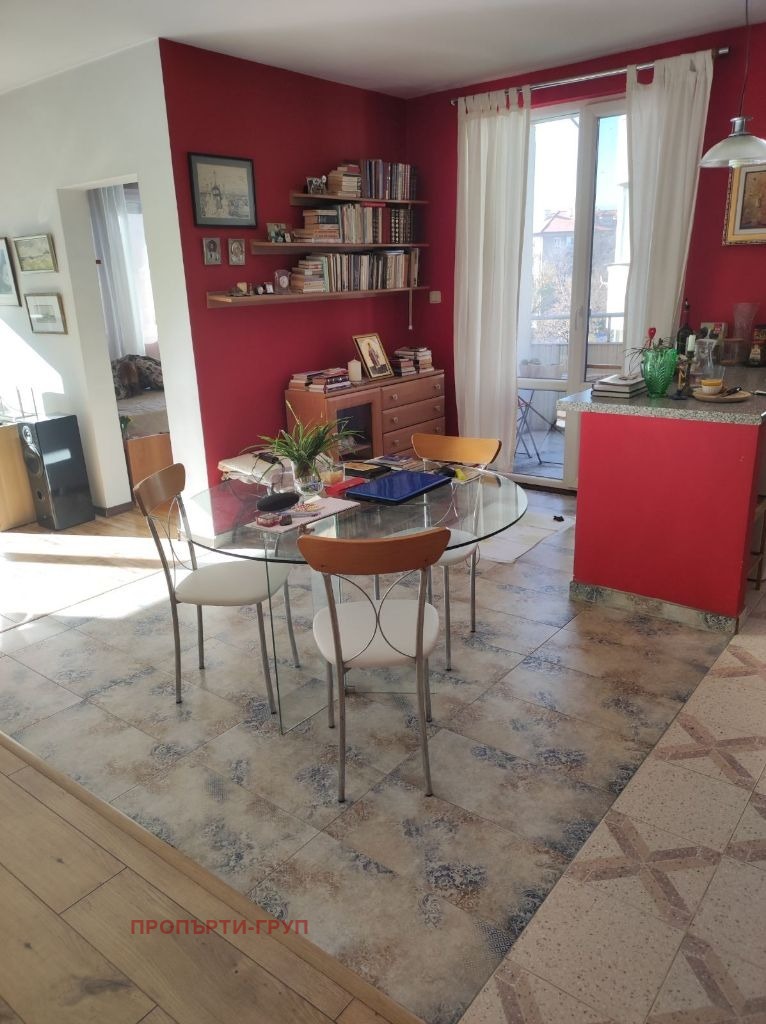 Продава 3-СТАЕН, гр. София, Лагера, снимка 3 - Апартаменти - 52685642