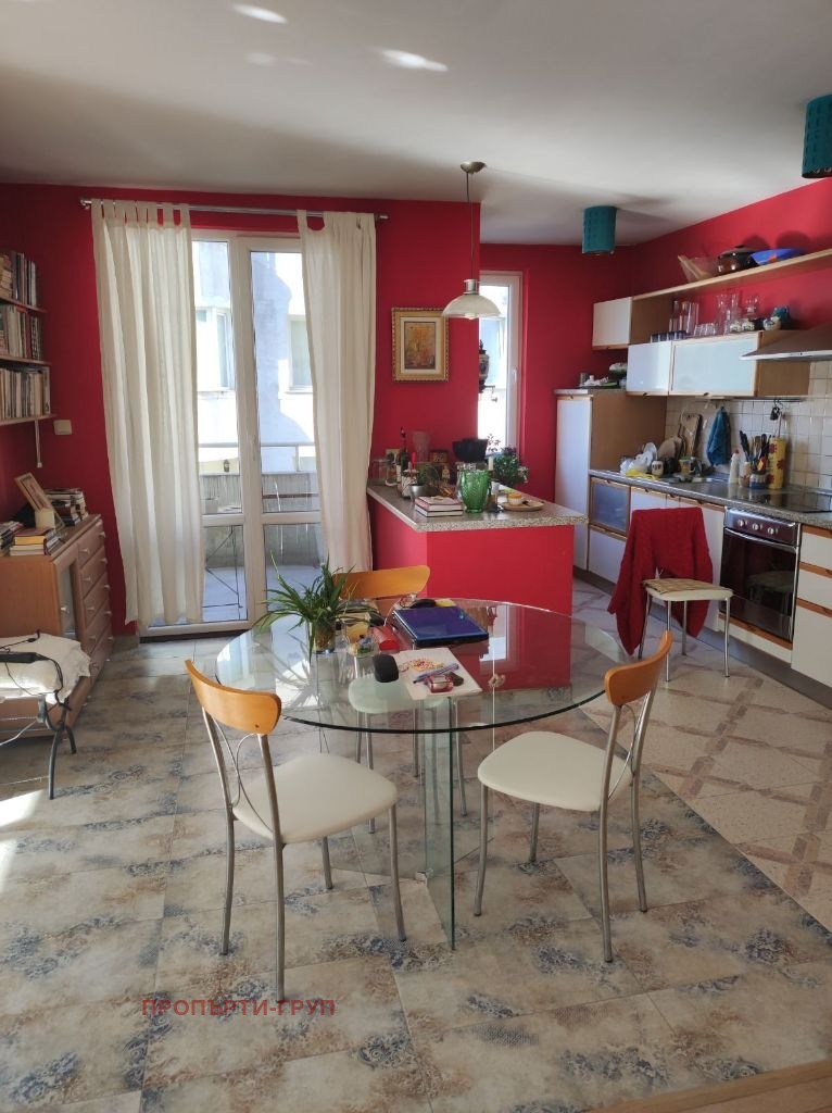 Продава 3-СТАЕН, гр. София, Лагера, снимка 2 - Апартаменти - 52685642