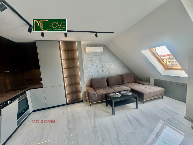 Продава 3-СТАЕН, гр. София, Център, снимка 2 - Апартаменти - 53600114