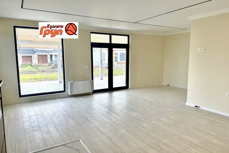 Продава КЪЩА, с. Радиново, област Пловдив, снимка 3 - Къщи - 53202844