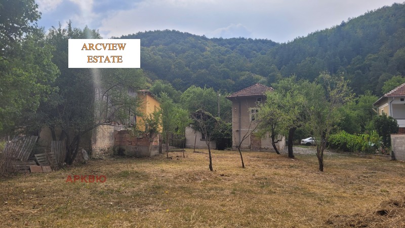 Продава  Къща област София , гр. Етрополе , 144 кв.м | 98811333 - изображение [2]