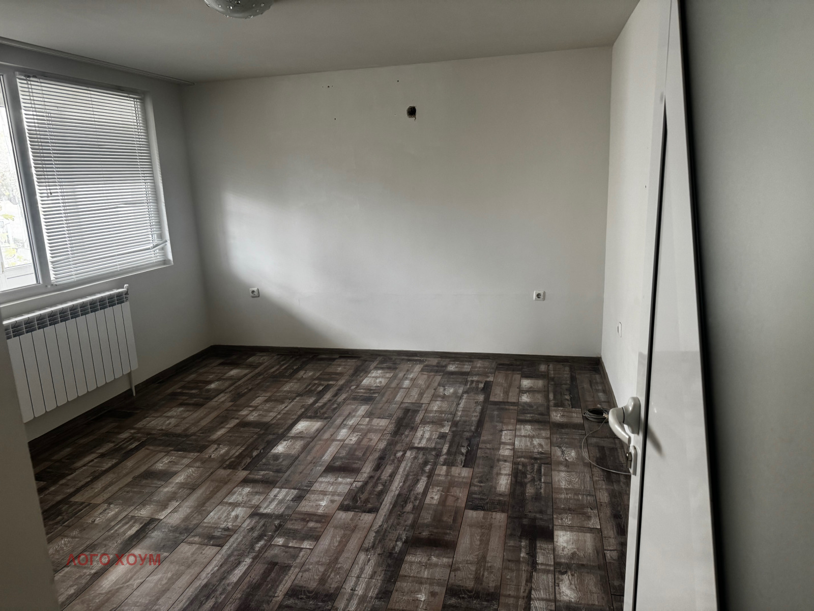 Продава ЕТАЖ ОТ КЪЩА, гр. Варна, Аспарухово, снимка 2 - Етаж от къща - 52273479