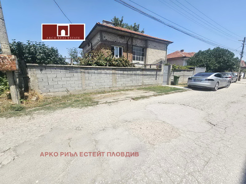 Продава КЪЩА в област Пловдив, с. Царацово - 220 кв.м / 179 900 € » 351 853.82 лв., АРКО РИЪЛ ЕСТЕЙТ ПЛОВДИВ