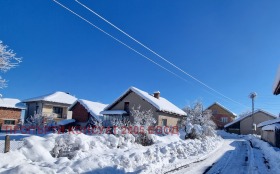 Casa Raiovo, regiunea Sofia 1