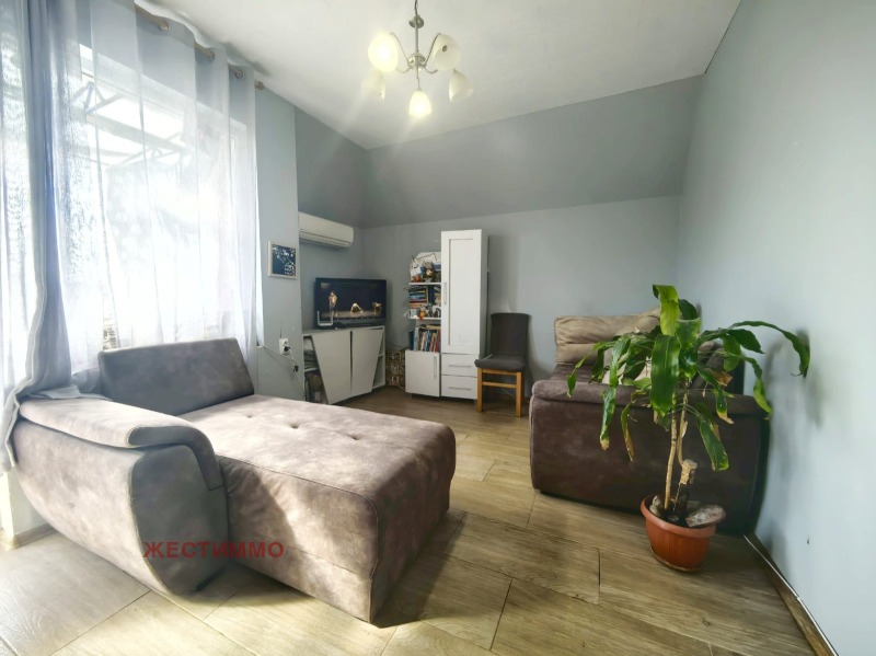 Продава  3-стаен град Варна , Централна поща , 83 кв.м | 48470668 - изображение [2]