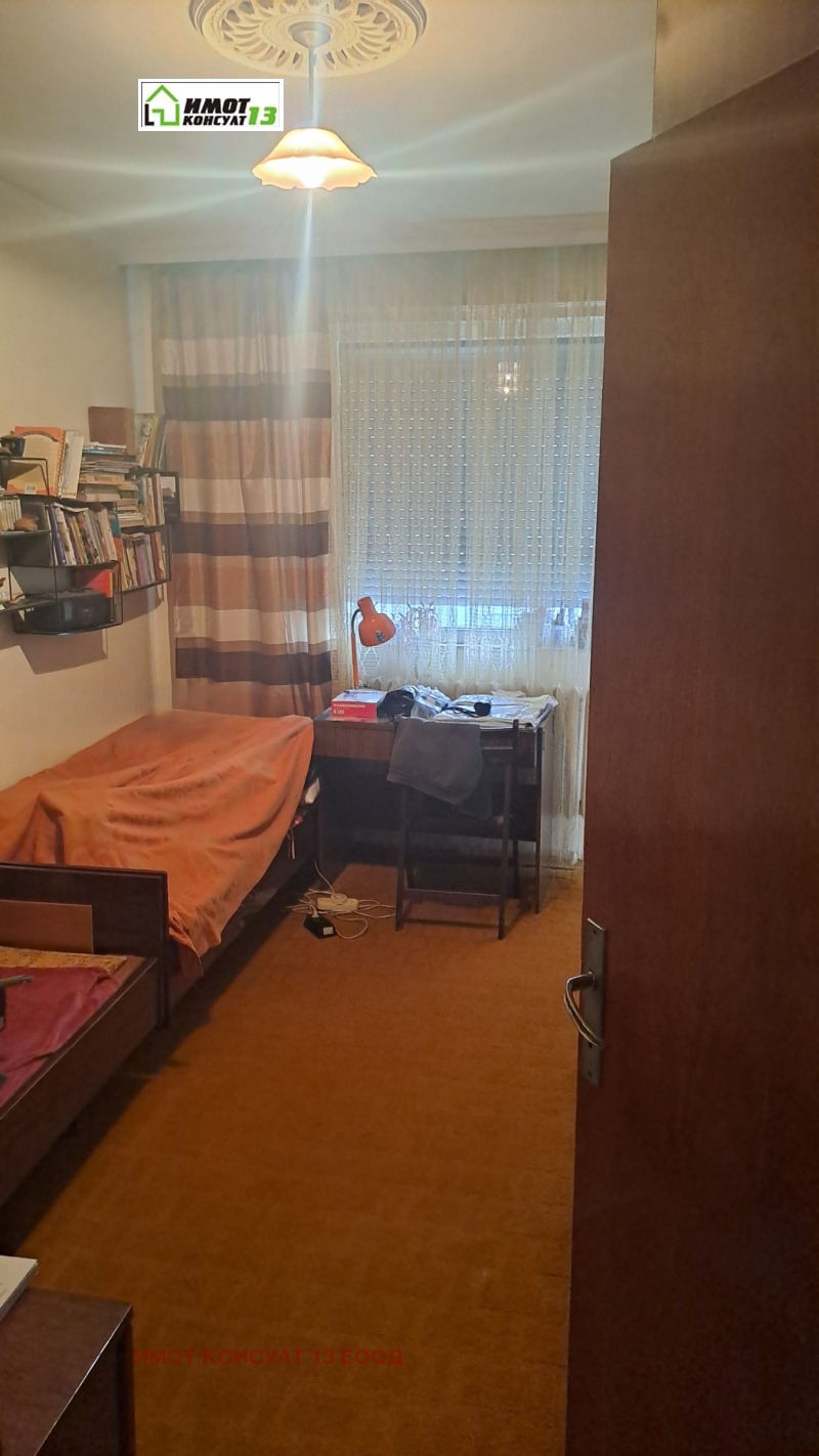 Продава 3-СТАЕН, гр. Плевен, Идеален център, снимка 3 - Апартаменти - 53119354