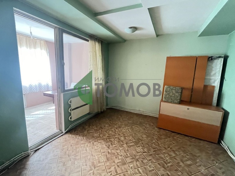 Продава  4-стаен град Шумен , Болницата , 110 кв.м | 60454052 - изображение [2]