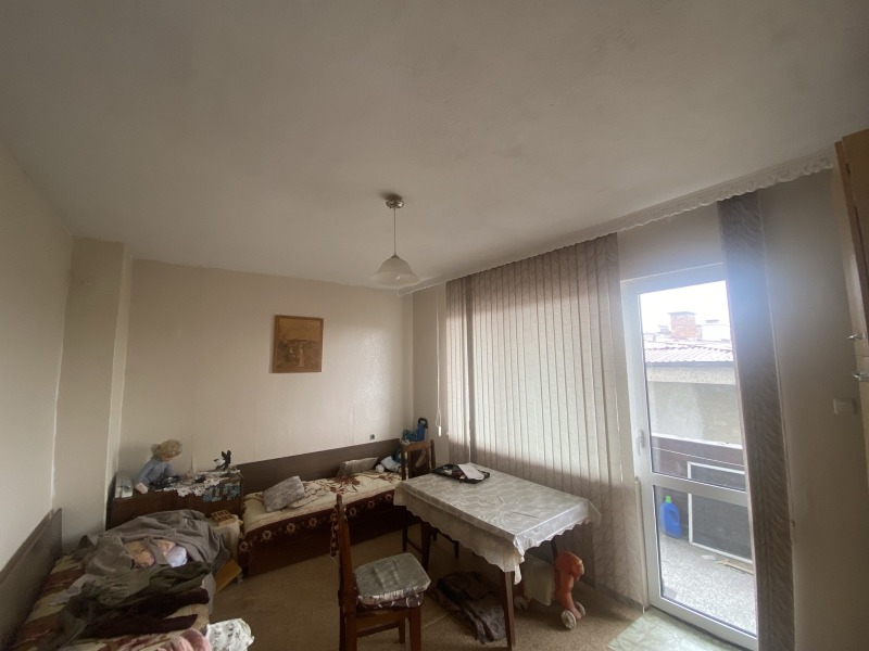 Продава  Многостаен област Пловдив , гр. Карлово , 120 кв.м | 33486440 - изображение [9]