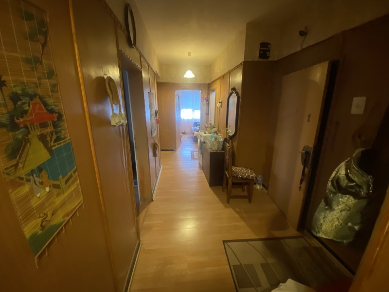 Продава  Многостаен област Пловдив , гр. Карлово , 120 кв.м | 33486440 - изображение [5]