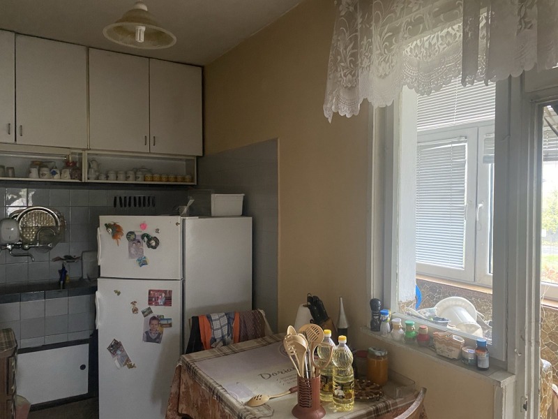 Продава  Многостаен област Пловдив , гр. Карлово , 120 кв.м | 33486440 - изображение [2]