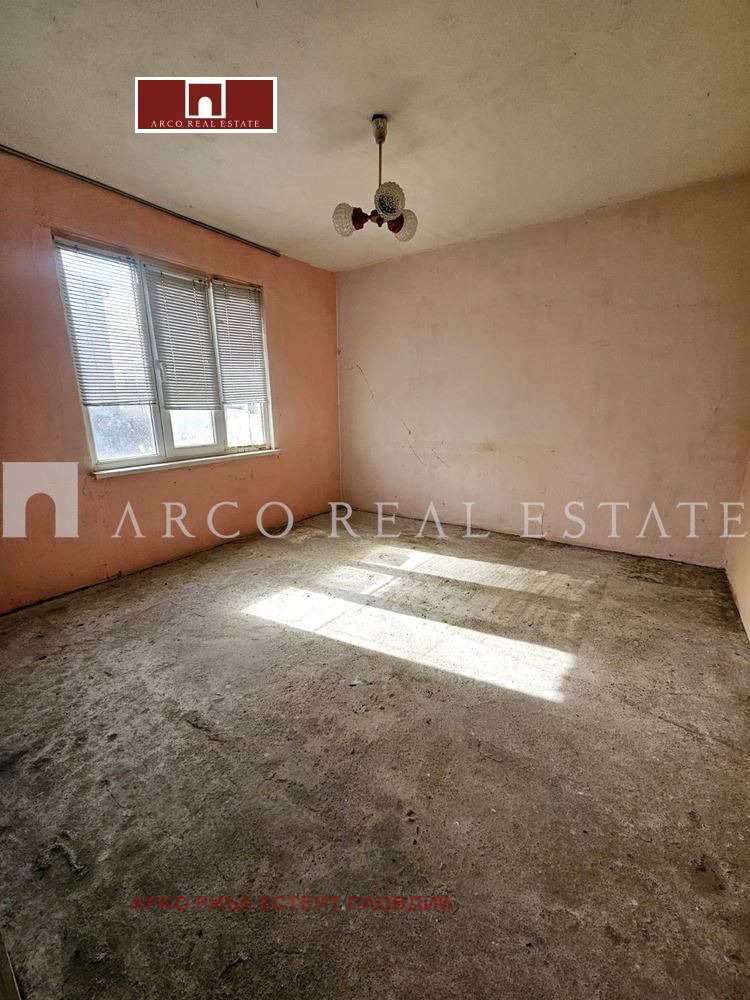 Продава КЪЩА, с. Царацово, област Пловдив, снимка 7 - Къщи - 51118621