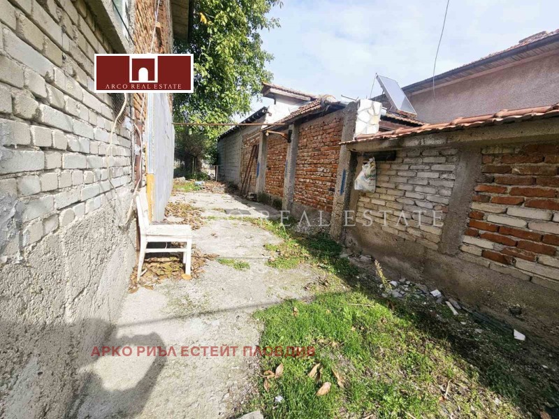 Продава КЪЩА, с. Царацово, област Пловдив, снимка 11 - Къщи - 51118621