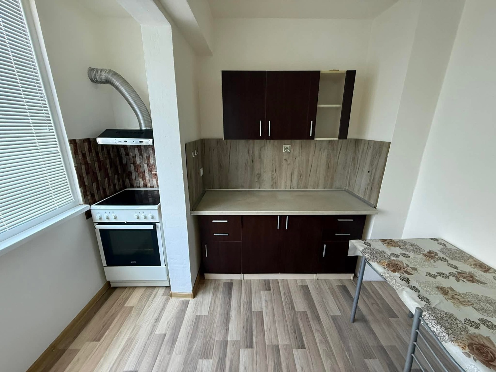 Продава 1-СТАЕН, гр. Враца, Дъбника, снимка 2 - Апартаменти - 55054863